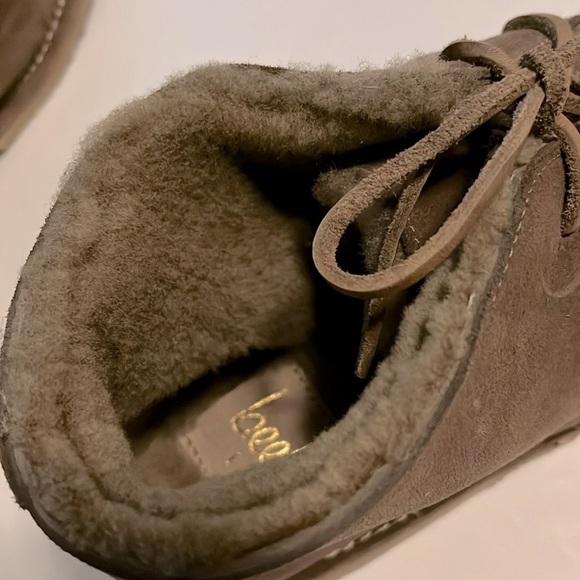 BEEK Penguin Genuine Shearling Lined Chukka Boot In Pecan - Women’s 11 - Picture 9 of 12